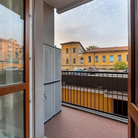 Milano Cosy Apt With Balcony! Exterior photo